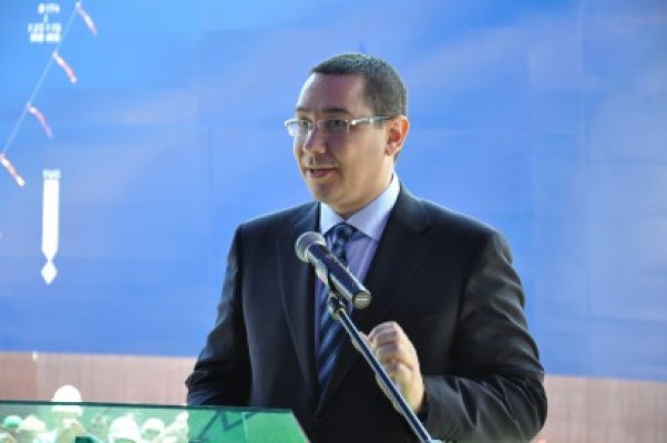 Ponta: Alergăm după investiţii străine, dar preşedintele pune beţe în roate ţării prin declaraţiile sale